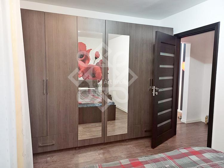 Apartament cu 3 camere, etaj intermediar, in Rogerius - 10