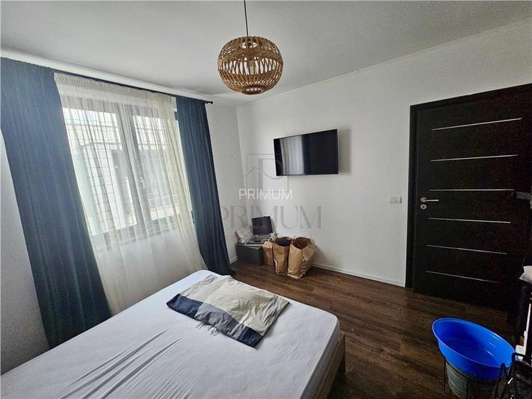 Dumbravita Central - 3 Camere - Et 2/2 - Centrala proprie - Clima - 2 Locuri par - 5