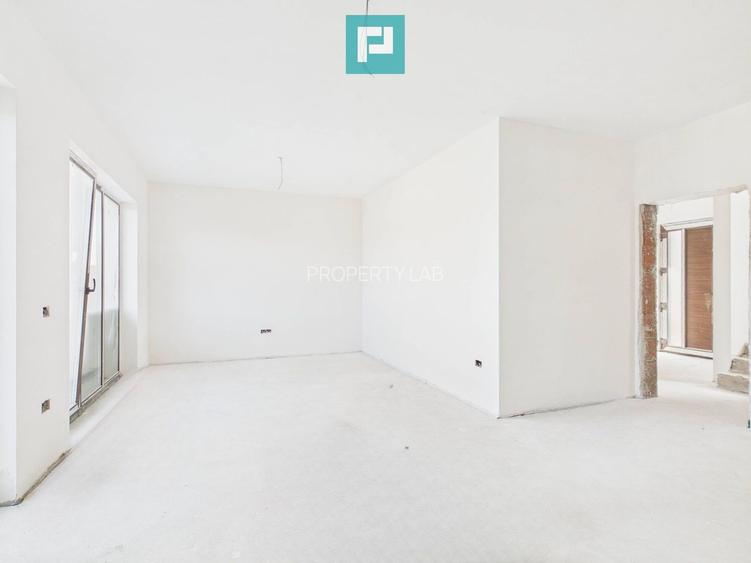 Duplex luminos 101 mp utili, teren 350mp în Covaci - 3