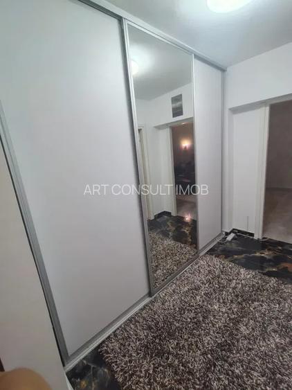 Trapezului | 2 Camere | Metrou | Bloc Izolat | Centrala Bloc