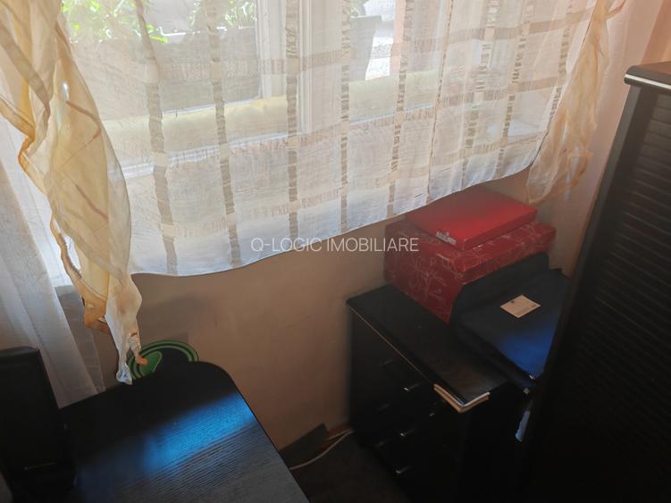 Casa 2 camere singur in curte zona Centrul Istoric - 2