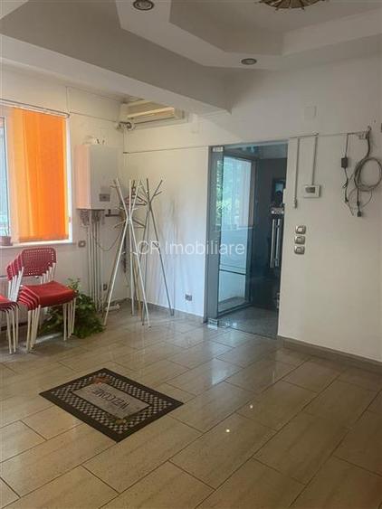 Spatiu birouri 6  camere, Piata Romana - 6