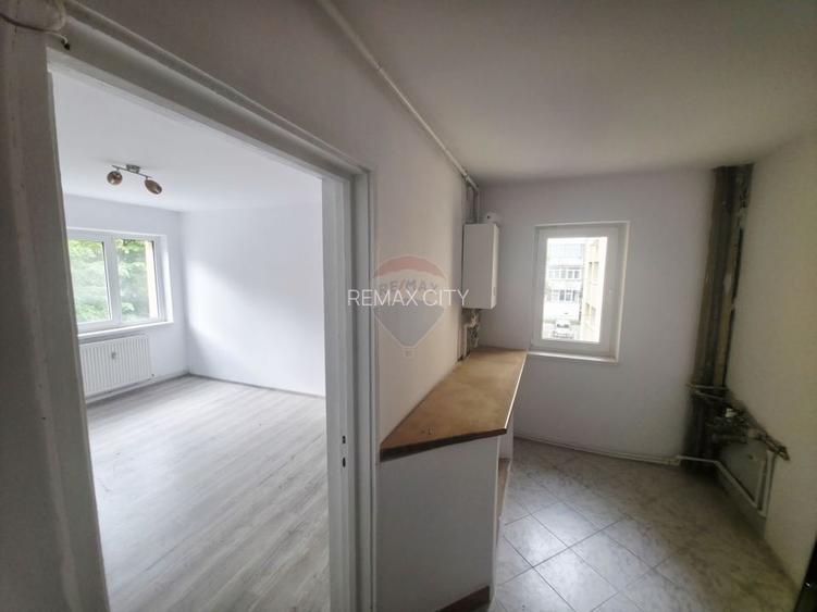 Apartament cu 3 camere de vânzare în zona Maratei - 16