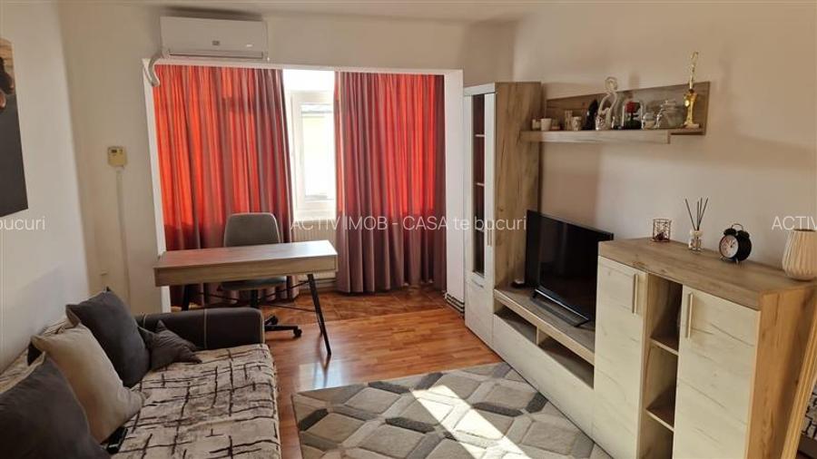 Apartament 2 camere de inchiriat piata 1 Mai - 3
