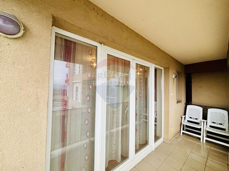 Apartament cu 3 camere de închiriat în zona Nufarul - 12