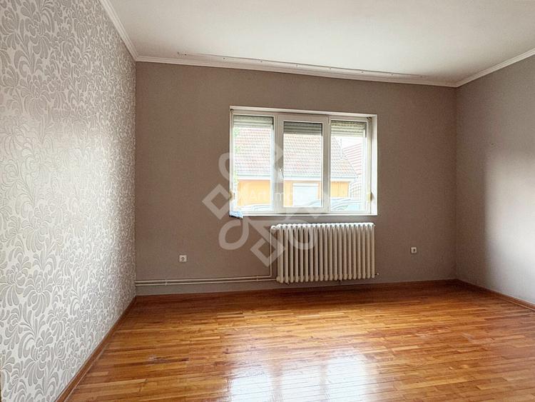 Casa si spatiu de productie in Iosia, teren 839 mp - 4