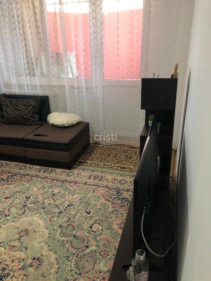 Vând apartament 2 camere semidecomandat  - 5