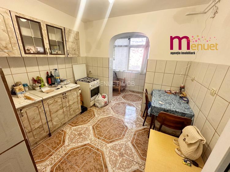 Apartament 3 camere,zona E3,etaj 1 - 2