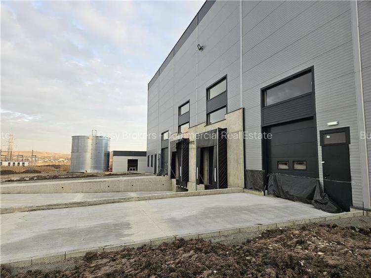 Spatii Industriale - 4500 mp - Logistica - Productie - Depozitare - 4