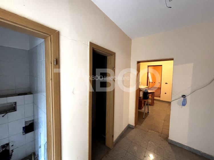 Apartament de vanzare  4 camere  110 mp Orasul de Jos Sibiu - 9