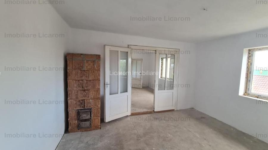 Vila P+E+Pod in Codlea zona cu aer curat,teren 1050 mp - 6