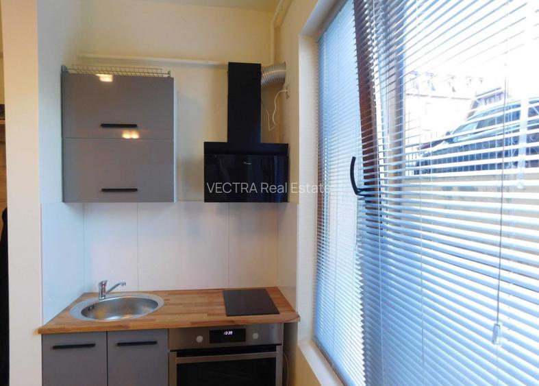 Garsoniera, decomandata, 35 mp, zona Gorjului - 2