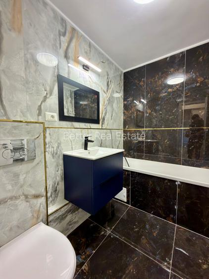 Apartament de vânzare 3 Camere | Apărătorii Patriei – 74 mp - renovat | Metrou - 15