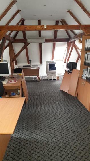 Casa zona 15 Noiembrie, 6 camere, suprafata 230 mp,teren 346 mp! - 20