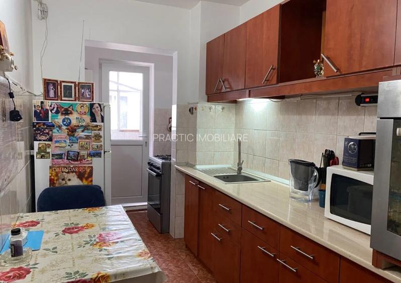 Apartament cu 4 camere in Micro 39 - 6