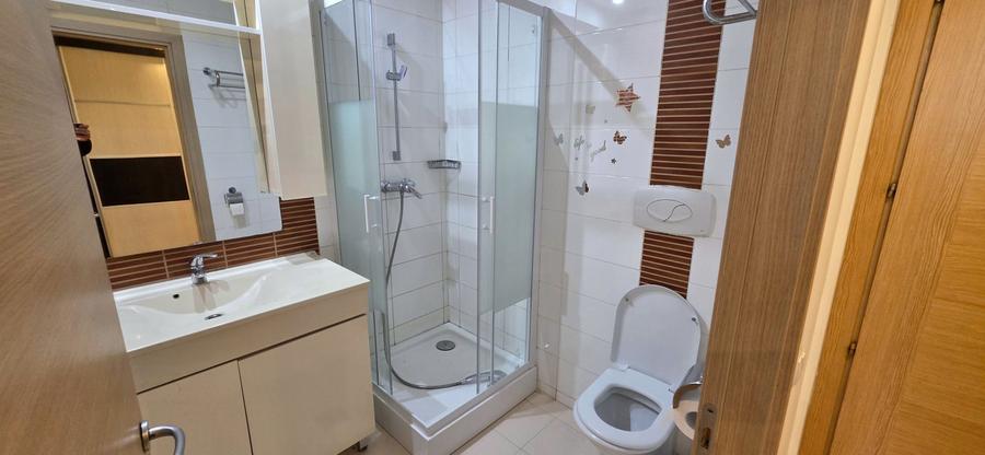 Apartament 2 camere de închiriat – Vitan Rin Grand Hotel 38 mp