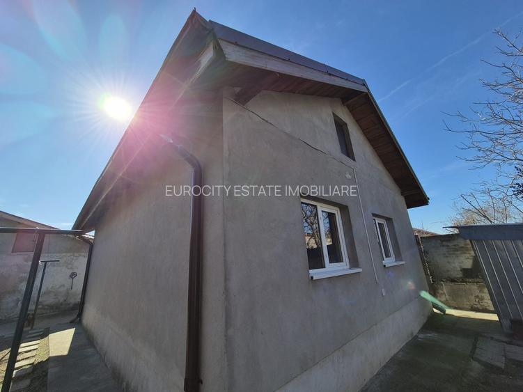 Chiajna - str Eroului, vanzare 2 corpuri de casa - 3