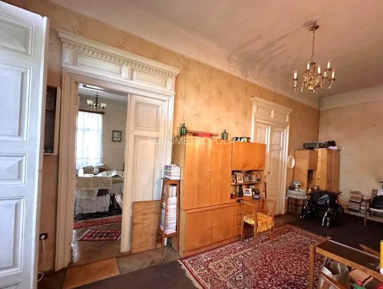 Vila cu arhitectura si teren generos Cismigiu - 6