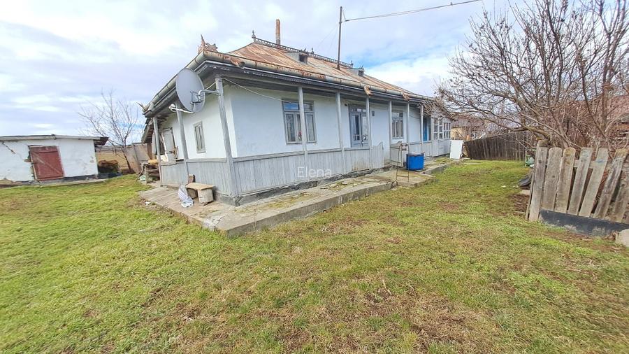 Casă locuibilă și teren generos 3933 mp – Com Curtești, Sat Curtești - 3