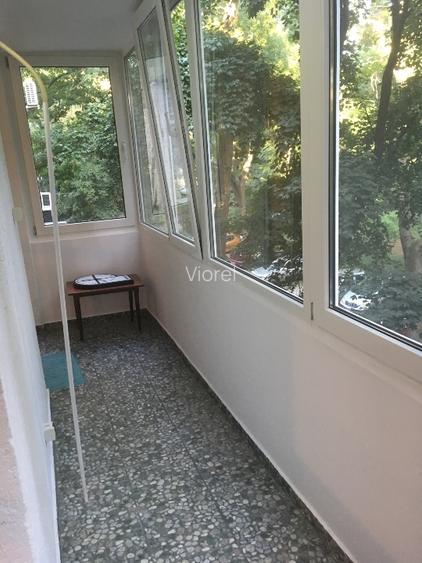 4 Camere Titan, zona superba - 13