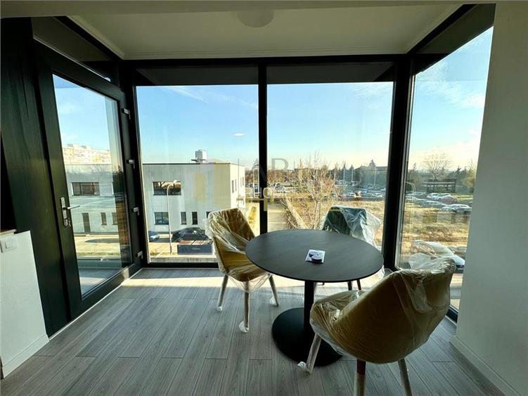 Vanzare apartament 3 camere, 2 locuri parcare, in Ploiesti, zona 9Mai - 22