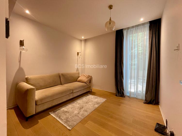 Închiriere DUPLEX premium 127 mp + 121 mp curte | 2 parcări | Primăverii - 15