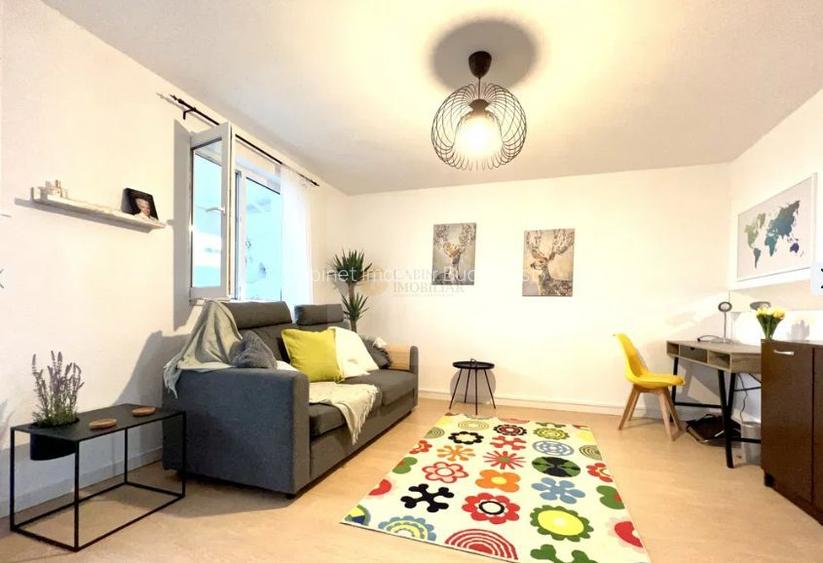 Garsoniera | Creditabil I  Vedere Panoramica | Pasajul Victoriei - 4