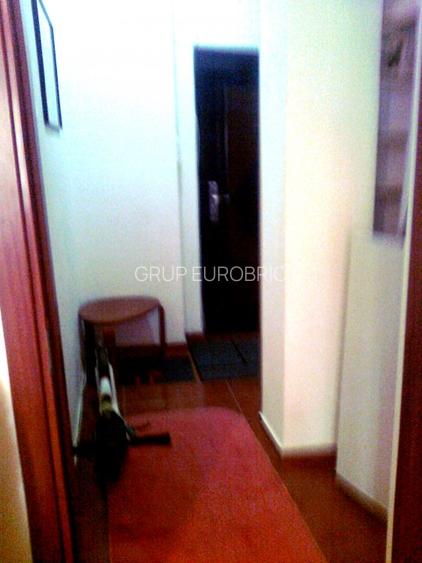 INCHIRIERE GARSONIERA, ULTRACENTRAL, PIATA  ROMANA, - 6