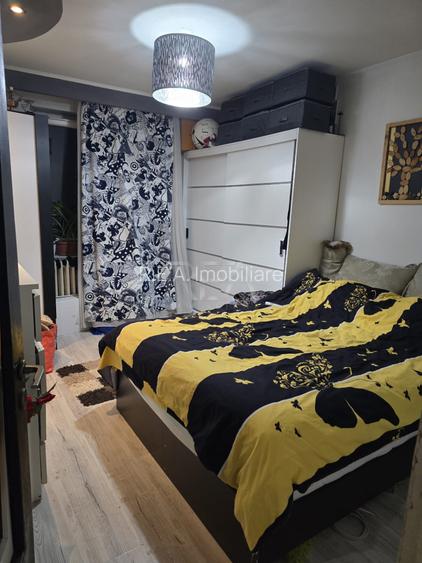 4 camere Dristor decomandat, an 1984, 82 mp - 2