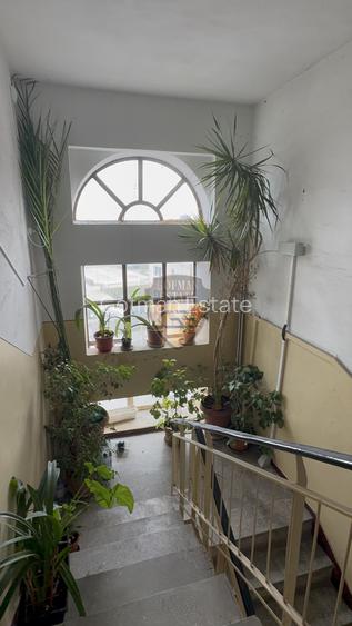 3 Camere Decomandat + uscător + boxă Capitol 3 balcoane centrala gaz 2 bai  A/C - 31