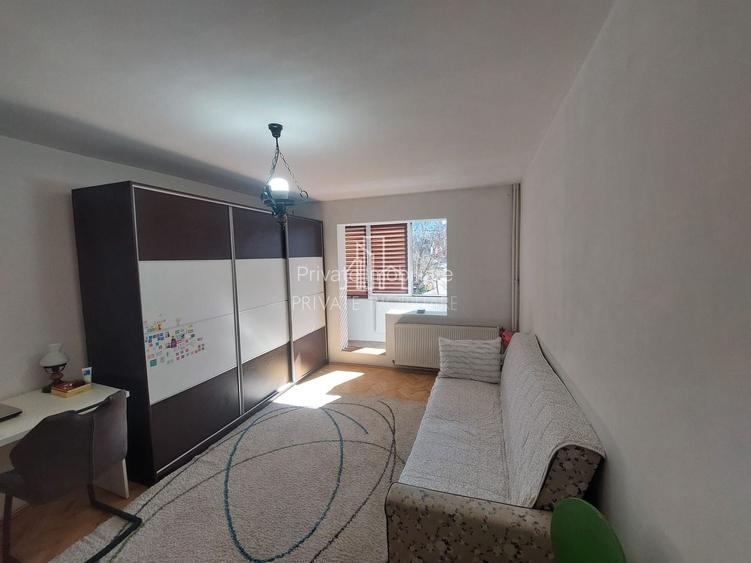 Apartament 2 Camere, De Vanzare, Etaj 2 , Pandurilor - 2