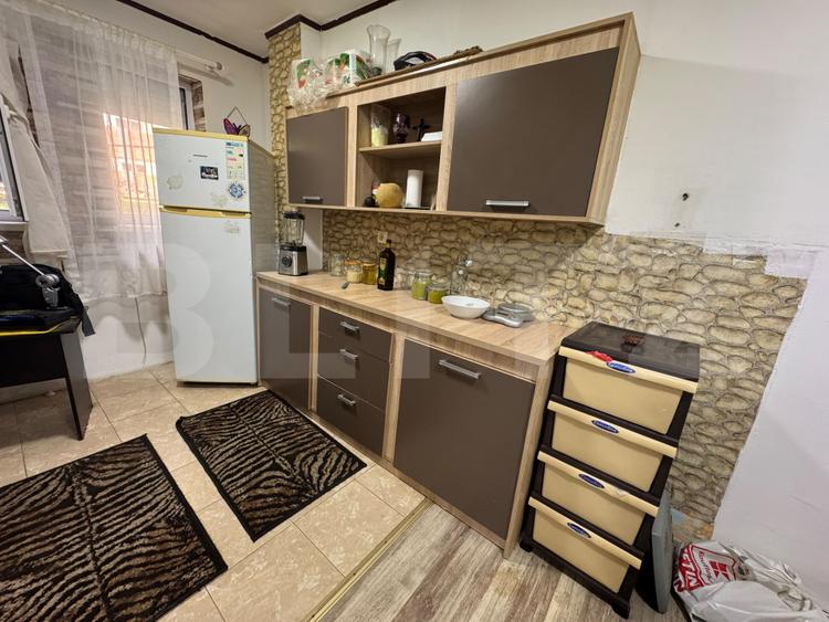 Apartament de vanzare, cu 1 cameră, decomandat, 40 mp, la 2 minute de Pietonala
