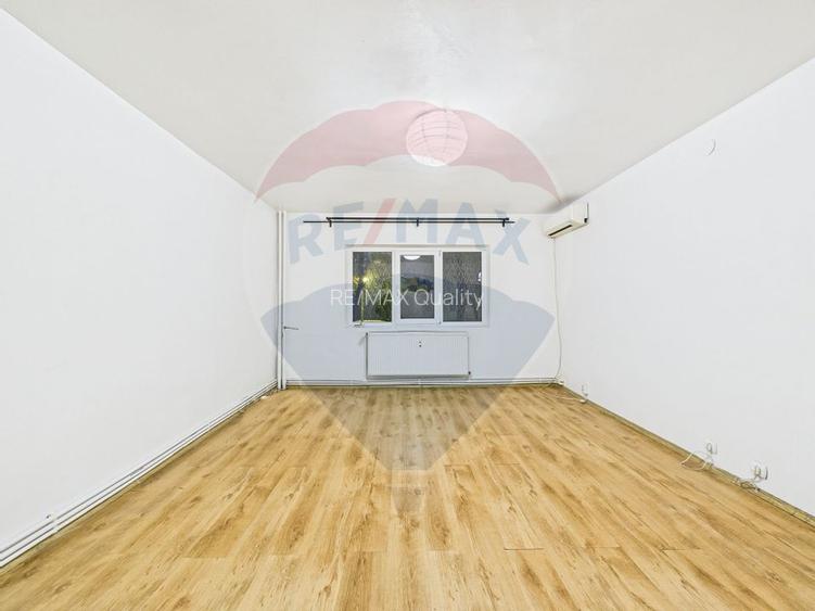 Apartament cu 3 camere si loc de parcare in zona Sebastian/ 13 Sept - 11