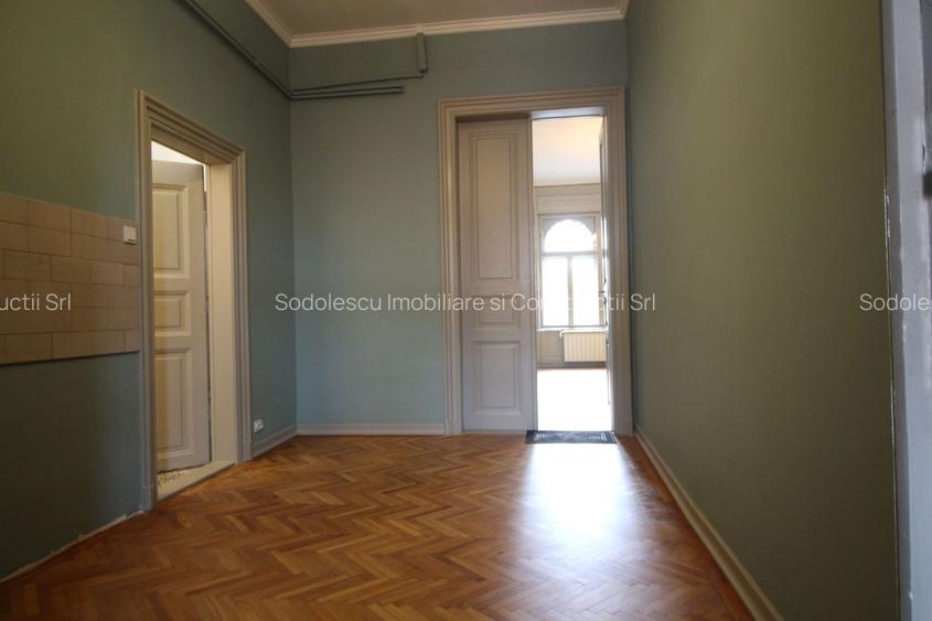 Spatiu de birouri in cladire istorica - 14