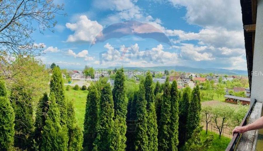 Casă / Vilă cu 7 camere de vânzare - 24