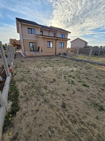 Duplex 4 camere | 2 băi | Moșnița Nouă - Calea Medveș Comision 0 - 11