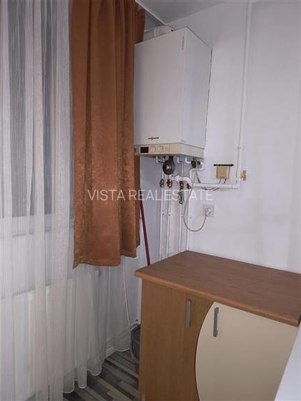 De inchiriat garsoniera utilata si mobilata, zona Grivitei, Brasov - 16