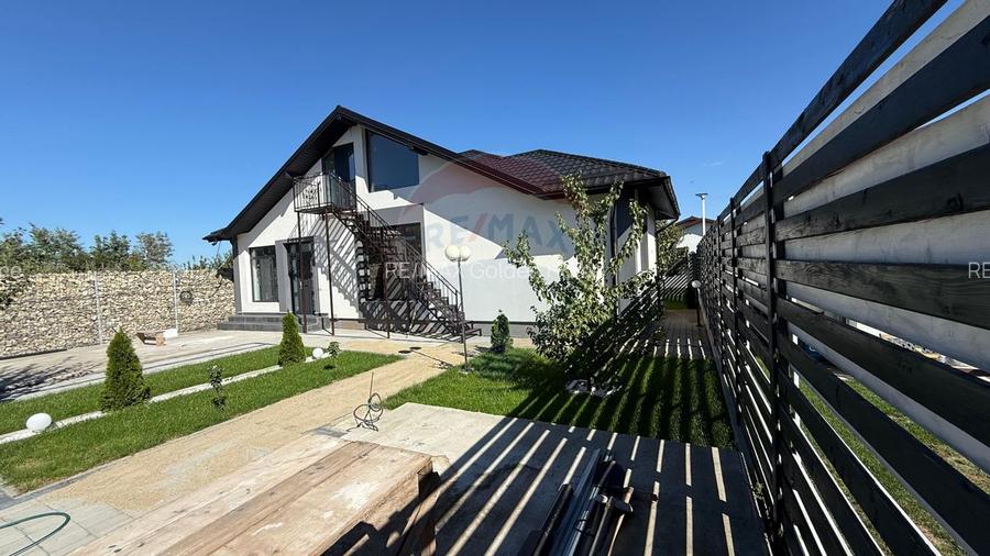 Casă / Vilă cu 4 camere strada Verde! - 3