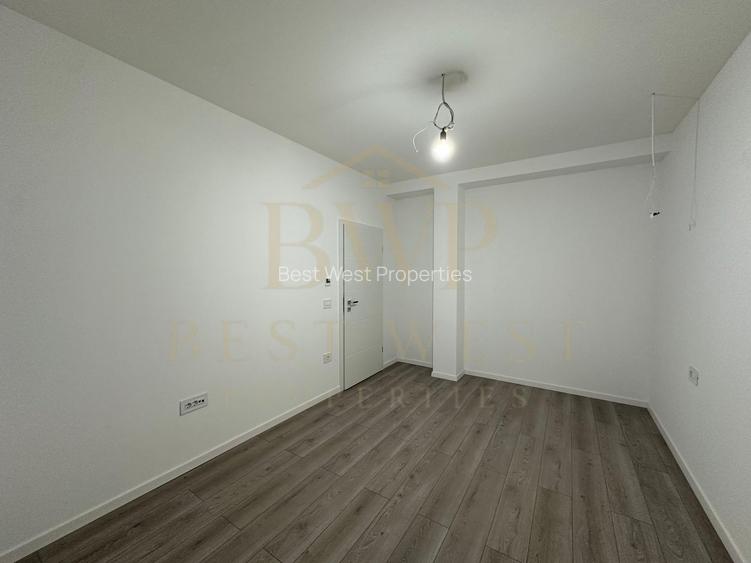 Duplex 1/2, 4 camere, 3 băi, la strada principală Mosnita Veche - 11