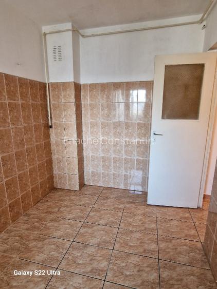 Proprietar, vand apartament 4 camere, nemobilat - 6