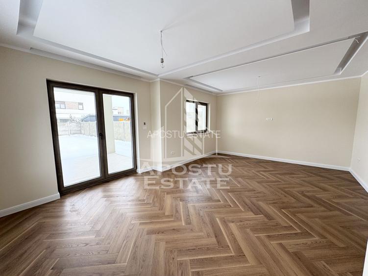 Duplex cu perete dublu, 4 camere si 3 bai finalizat, toate utilitatile - 2