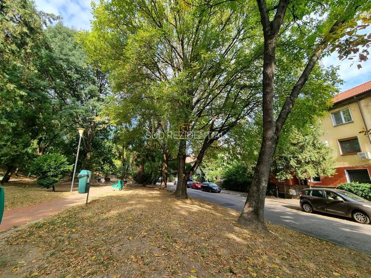 Cotroceni - Vila individuala, 5 camere, acces metrou Eroilor, Sector 5 - 13