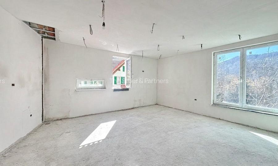 Imobil compus din 8 unitati locative - 10