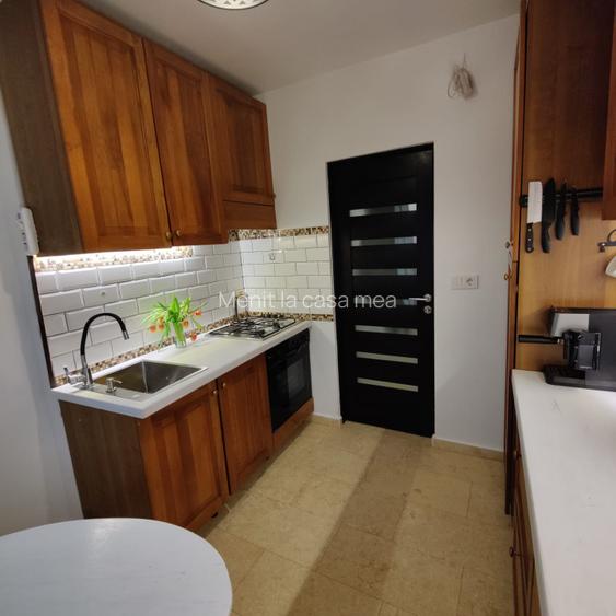 apartament decomandat zona nord etaj 2 - 4