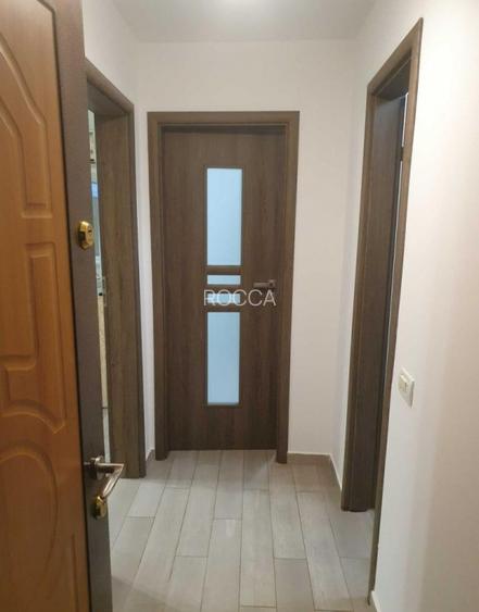 Garsonieră decomandată – Decebal, etaj 1, 40 mp, metrou 15 min - 7