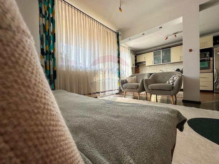 Apartament cu 3 camere Vasile Aaron - 12