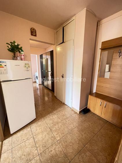 Lipovei | 3 camere | Decomandat | Mobilat-Utilat | Acoperiș - 8