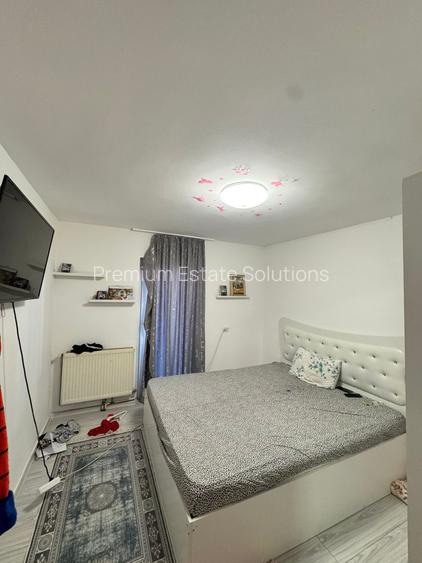 Casa de vanzare in Chiajna - 2 corpuri locuibile + spatiu comercial - 11