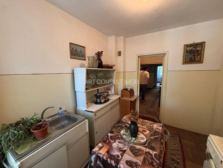 Apartament 2 Camere | Giurgiu | Necesita Renovare | Palatul Copiilor| Comision 0 - 11