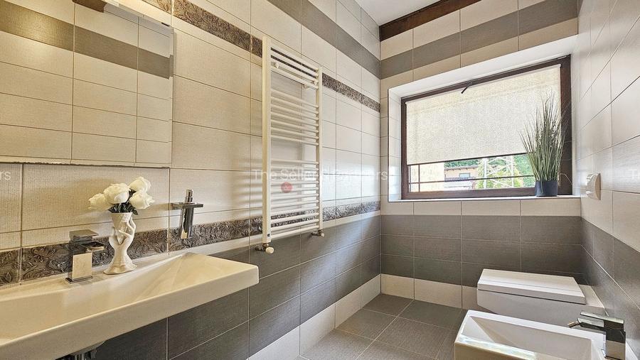 Suprafata generoasa teren - 58